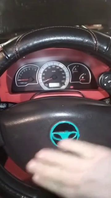 Bentley vs Nexia.mp4 смотреть онлайн