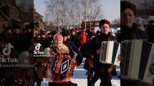 "Ой , блины , блины , блины"
поёт: Роза Ахунова