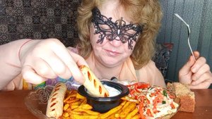 "СОСИСКИ САМОПАЛЬНЫЕ" МУКБАНГ/ЕДАНАКАМЕРУ/