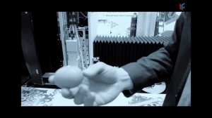 Лазер режет яйцо: новый эксперимент!