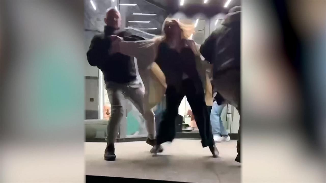 В ходе мобилизации на Украине сотрудники ТЦК открыто избивают и похищают людей