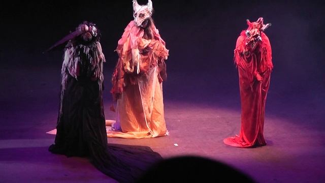 Театр  "Королевский жираф" (Giraffe Royal Theatre) Эстония