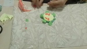 Черепашка из легкого пластилина./Лепка из пластилина на канале Влад. Умелые руки.