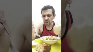 Обжор мукбанг, жареная картошка с яйцом, вкусно как в детстве