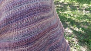 Обзор маленькой  шальки ( косынки) .Тунисский крючок.