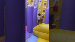 VID_20251021_164919.mp4