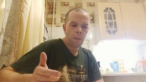 пробую сникерс со вкусом пломбира