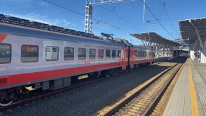 Электропоезд ЭП2ДМ-0233 «Диоскурия» Сухум до пгт. Имеретинский Курорт (Олимпийский Парк). 22.10.2025