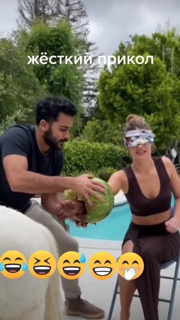 Пранк над девушкой смотреть онлайн