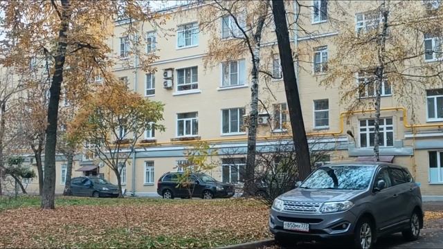 Прогулки по Москве. Квартал домов для работников Госзнака на Тульской смотреть онлайн