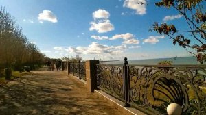 Осенняя набережная Ейска.