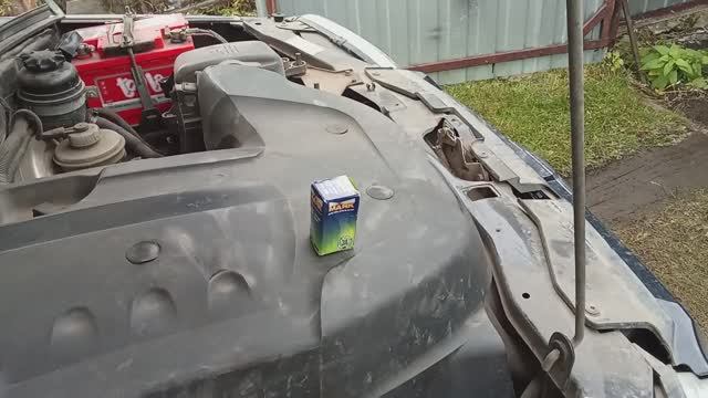 замена лампочки ближнего света на ниве Шевроле