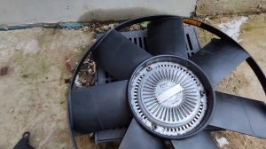 Замена вискомуфты вентилятора охлаждения BMW X5 e53.