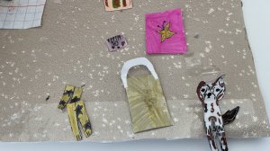 Бумажные собаки