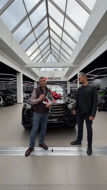 Поздравляем Эдуарда с покупкой GLS 450 и желаем удачи на дорогах!