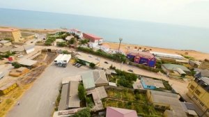 Древний город на берегу Каспийского моря