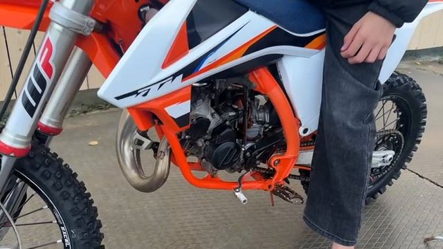 video5472238885763318044