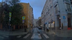 Авто путешествие. Дождливое Московское утро