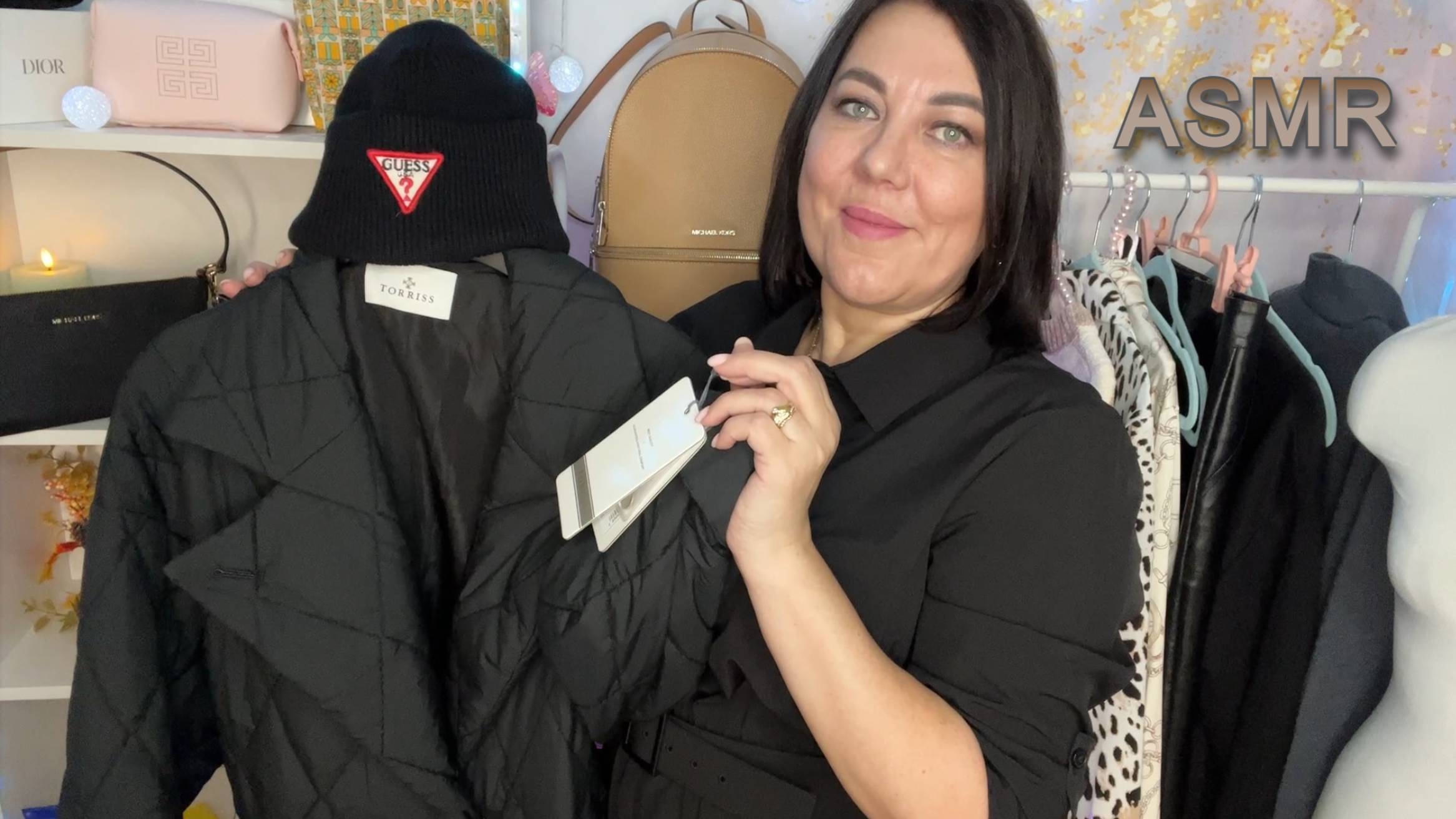 ASMR🛍️ШОУ-РУМ🧥ОДЕЖДЫ и🎒СУМОК/ПОЛНОЕ ВИДЕО👇СМОТРИТЕ НА БУСТИ и в ПРЕМИУМ Дзен ПО ССЫЛКАМ В ОПИСАН