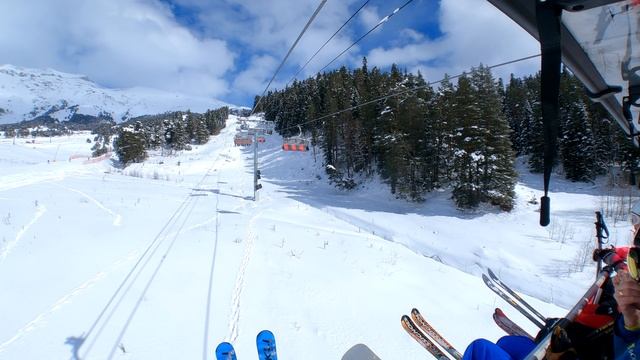 Горные лыжи. Архыз. вид с канатки на Лунке смотреть онлайн
