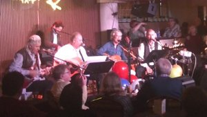 20.  У Моря поет КГ