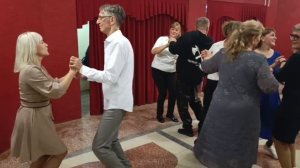 25 октября.Я тебя люблю....