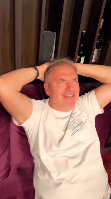 Так создаются песни! 🎤 День Рождения🎁 Александр Добронравов #музыка #песни #деньрождения смотреть онлайн