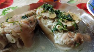 Ножки свиные отварные