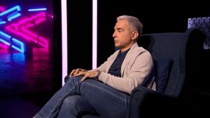 "Специально исполняю роль идиота" - Василий Соловьев о работе комментатором