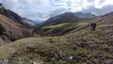 Анонс фильма. По Сунтару сквозь горы к Охотскому морю.