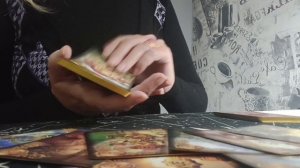 Мужчина на пороге. Зачем он идёт в вашу жизнь? Расклад Таро и Ленорман