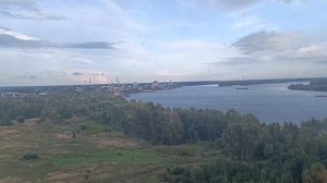 На канатной дороге.