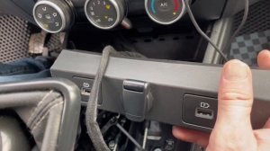 Установка подсветки USB портов.