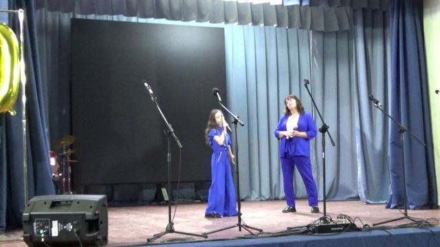 Анастасия и Елена Омельченко.