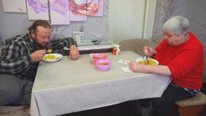ВКУСНО кушаем плов Утро в Сибири Кормлю любимых животных ПОДВАЛ ИЛЬИЧА