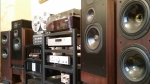 Rotel CD11 Tribute. Rotel RA-1060. Revox Agora B MkII. Testing Compact Disc Player.