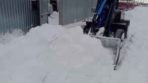 Продаётся МИНИ-погрузчик, МИНИ-трактор