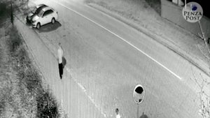 ВНИМАНИЕ, РОЗЫСК! Троица вандалов в Ахунах, в Пензе портит дорожные знаки, подвергая опасности людей