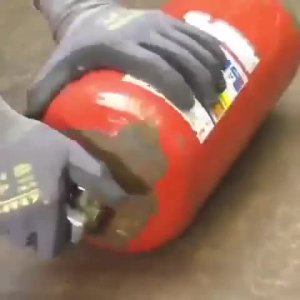 В гараже пригодится всё.