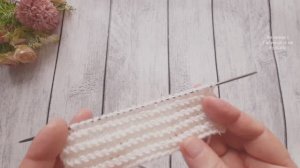 Рельефные дорожки. Красиво смотрится на шапках при ветикальном  вязании.