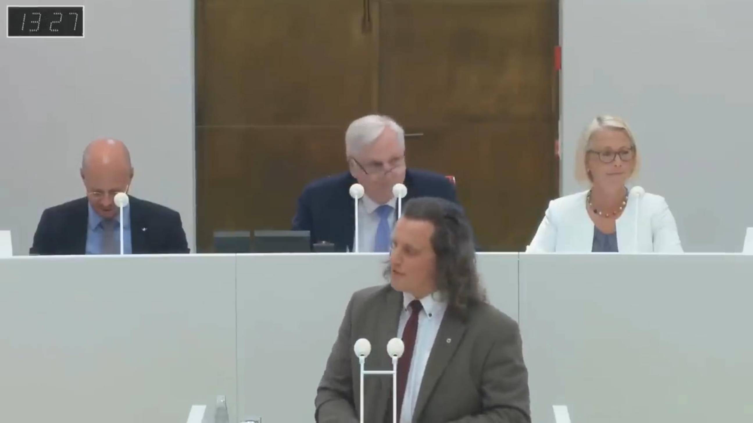 Все европейские ценности за две минуты