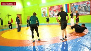 Открытый урок по рукопашному бою, в рамках Региональной Декады спорта состоялся в Вязьме.