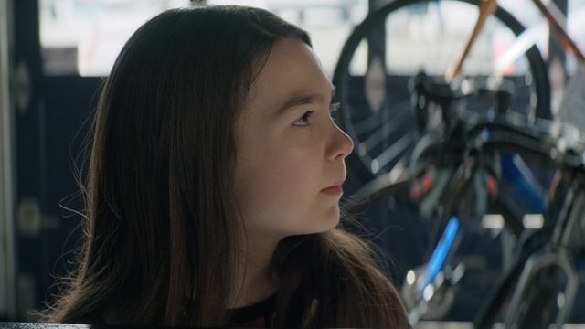 Сериал "Домой засветло", 1.05 (AlexFilm) смотреть онлайн