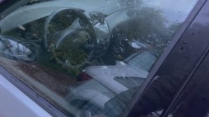 Кренуо сам с посла кући, прилично је хладно и осећа се влага у ваздуху 🌀🌧️