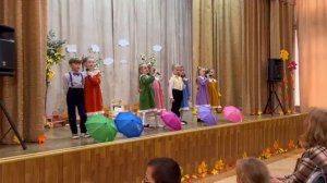 Вокально-инструментальный ансамбль  «Свирель поет» дебютировал с песней "Непогода" и Вальсом, прод.