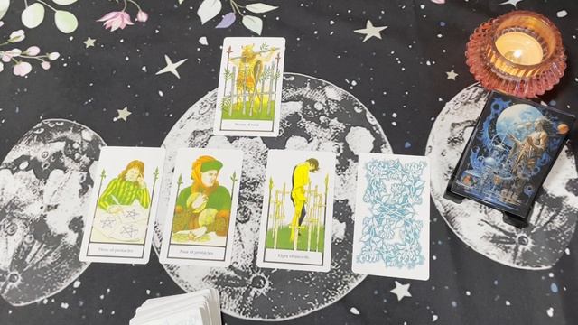 Водолей. Таро прогноз на ноябрь 2025 года. Гадание онлайн