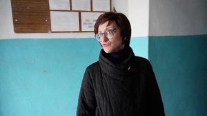 Благодаря Сахалинской области жителям одного из ПВР Шахтерска восстановили кровлю