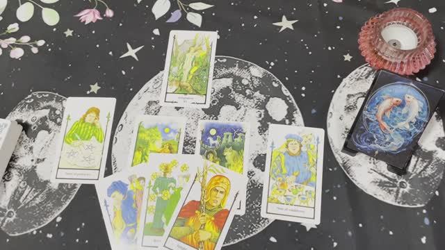 Рыбы. Таро прогноз на ноябрь 2025 года. Гадание онлайн