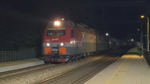 Адлер–Ростов с РИЦАми, 2ЭС4К-065 с поездом №642