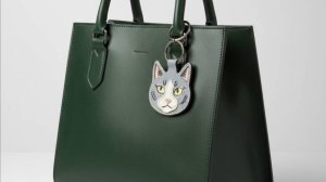 Брелок из натуральной кожи "Кошка"